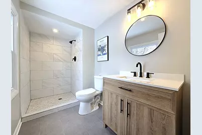 4570 N Delco Ave, Wauwatosa, WI 53225 - Photo 26