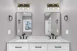 5105 S Small Rd, New Berlin, WI 53151 - Photo 24