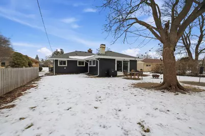 8965 N Navajo Rd, Bayside, WI 53217 - Photo 36