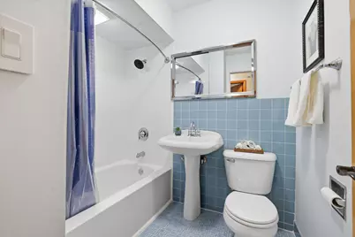 8965 N Navajo Rd, Bayside, WI 53217 - Photo 32