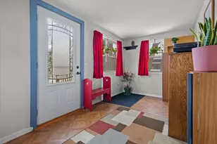 324 Douglass Ave, Waukesha, WI 53186 - Photo 2