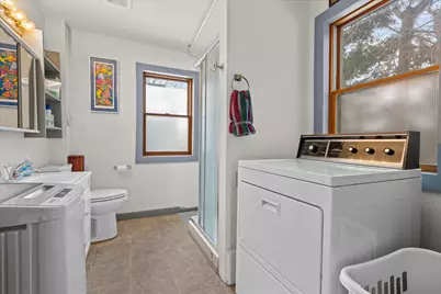 324  Douglass Ave, Waukesha, WI 53186 - Photo 8