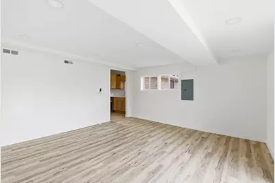 10314  Root River Dr, Racine, WI 53108 - Photo 16