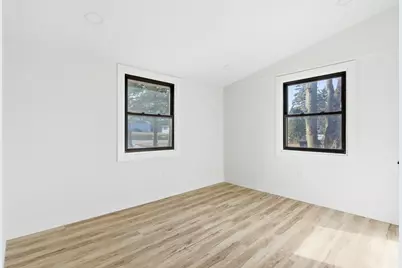 10314  Root River Dr, Racine, WI 53108 - Photo 20