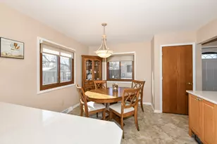 16107 W Heritage Ln, New Berlin, WI 53151 - Photo 10