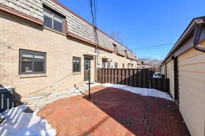 16107 W Heritage Ln, New Berlin, WI 53151 - Photo 6