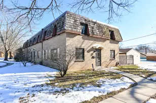 16107 W Heritage Ln, New Berlin, WI 53151 - Photo 4