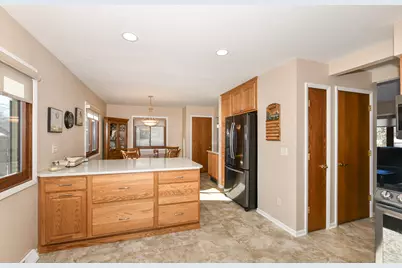 16107 W Heritage Ln, New Berlin, WI 53151 - Photo 16