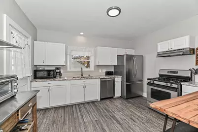 3551 E Armour Ave, Cudahy, WI 53110 - Photo 10