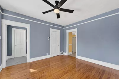 2673 S 14th St, Milwaukee, WI 53215 - Photo 8