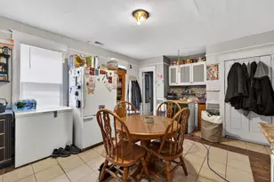 2673 S 14th St, Milwaukee, WI 53215 - Photo 12