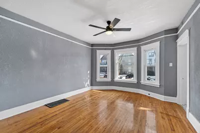 2673 S 14th St, Milwaukee, WI 53215 - Photo 6