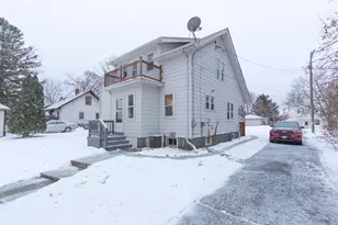 318 Forest Ave, Kewaskum, WI 53040 - Photo 4