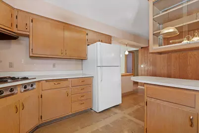 6986 N Ardara Ave, Glendale, WI 53209 - Photo 10