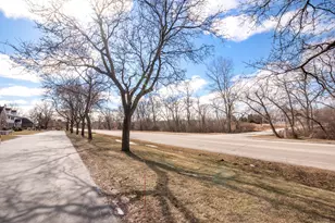 1150 Pilgrim Pkwy, Elm Grove, WI 53122 - Photo 26