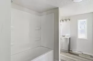 320 Lincoln Ave, Omro, WI 54963 - Photo 14