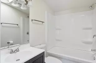 320 Lincoln Ave, Omro, WI 54963 - Photo 16