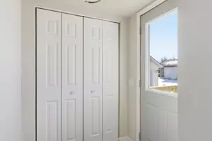 320 Lincoln Ave, Omro, WI 54963 - Photo 18