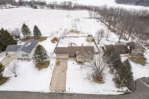 699 Spruce St, Hustisford, WI 53034 - Photo 6