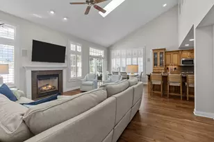 813 Eagleton Dr, Geneva, WI 53147 - Photo 18