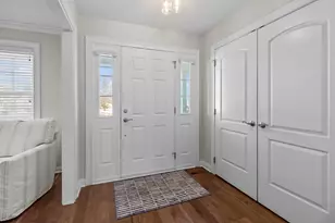 813 Eagleton Dr, Geneva, WI 53147 - Photo 6