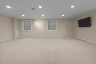 813 Eagleton Dr, Geneva, WI 53147 - Photo 38