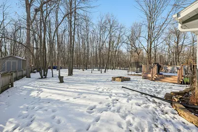 3821 S Sunny View Dr, New Berlin, WI 53151 - Photo 50