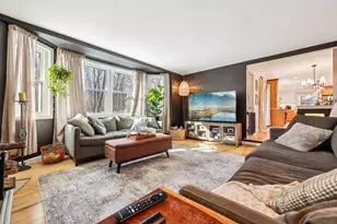 3821 S Sunny View Dr, New Berlin, WI 53151 - Photo 12