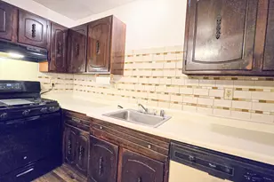 6202 W Port Ave, Milwaukee, WI 53223 - Photo 6