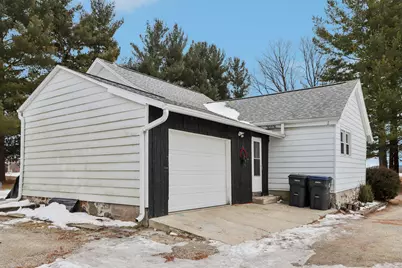 W5608  French Rd, Milford, WI 53038 - Photo 36