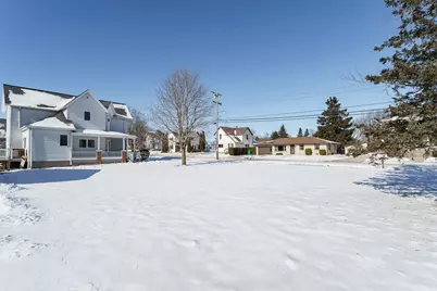 1117  Main St, Lomira, WI 53048 - Photo 4