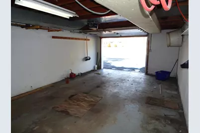 2711  31 St, Two Rivers, WI 54241 - Photo 8