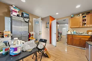 3633 E Martin Ave, Cudahy, WI 53110 - Photo 6