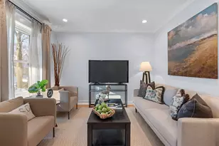 1926 E Bennett Ave, Milwaukee, WI 53207 - Photo 4