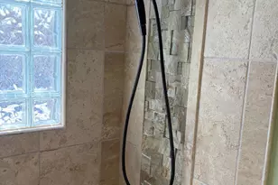 6411 W Cleveland Ave, Milwaukee, WI 53219 - Photo 16