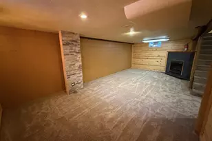 6411 W Cleveland Ave, Milwaukee, WI 53219 - Photo 30