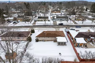 632 S 16th Ave, West Bend, WI 53095 - Photo 22