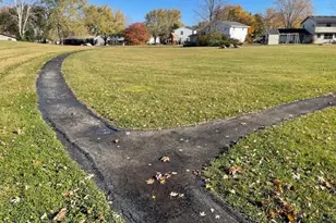 W156N10945 Catskill Ln, Germantown, WI 53022 - Photo 38