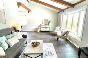 W156N10945 Catskill Ln, Germantown, WI 53022 - Photo 2