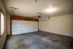 1400 Gabriel Dr, Waukesha, WI 53188 - Photo 38