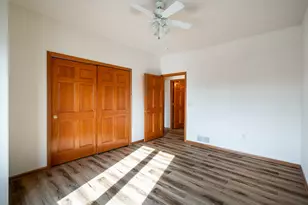 1400 Gabriel Dr, Waukesha, WI 53188 - Photo 32