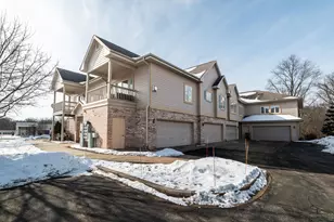 1400 Gabriel Dr, Waukesha, WI 53188 - Photo 46