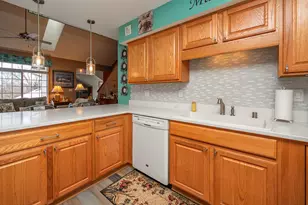 W397N5933 Autumn Woods Dr, Oconomowoc, WI 53066 - Photo 10