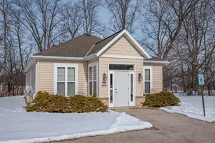 W397N5933 Autumn Woods Dr, Oconomowoc, WI 53066 - Photo 32