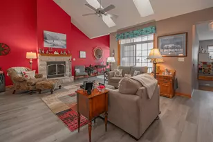 W397N5933 Autumn Woods Dr, Oconomowoc, WI 53066 - Photo 2