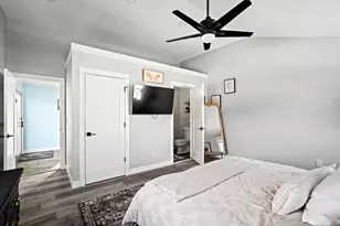 808 Manor Dr, Salem Lakes, WI 53170 - Photo 18