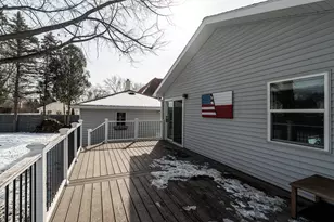 808 Manor Dr, Salem Lakes, WI 53170 - Photo 32