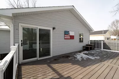 808  Manor Dr, Salem Lakes, WI 53170 - Photo 30