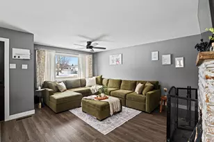 808 Manor Dr, Salem Lakes, WI 53170 - Photo 6