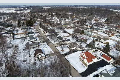 808  Manor Dr, Salem Lakes, WI 53170 - Photo 54